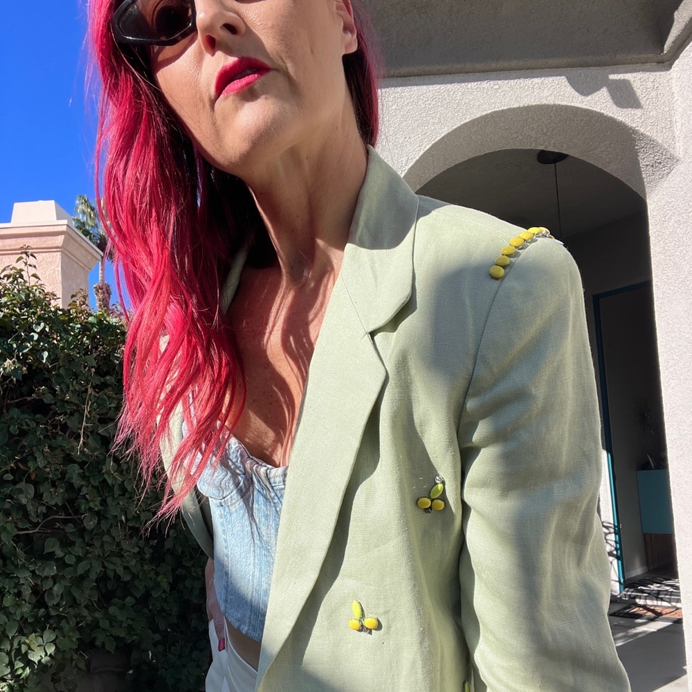 Upcycled vintage green beaded blazer - Picture 5 of 13